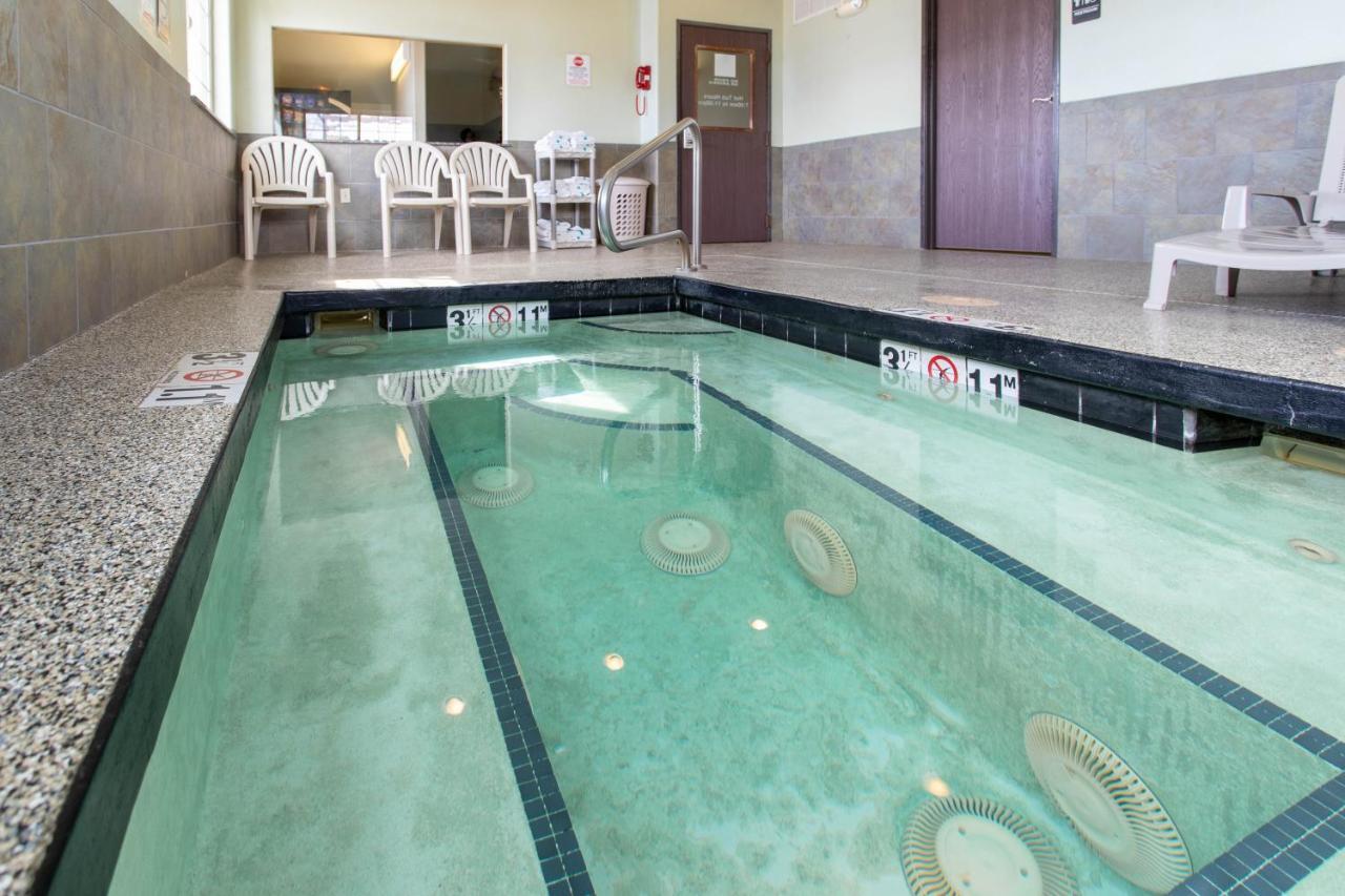 North Park Inn & Suites Walden Exteriér fotografie